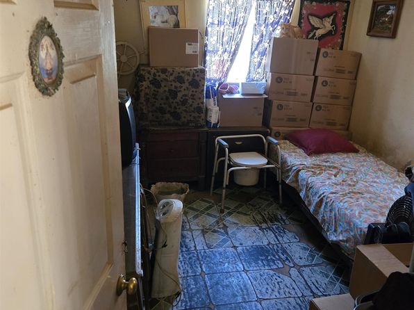 laredo-texas-49609482 picture