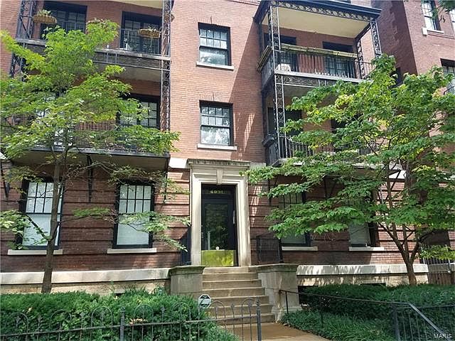 1st image of 4931 Laclede Ave #12