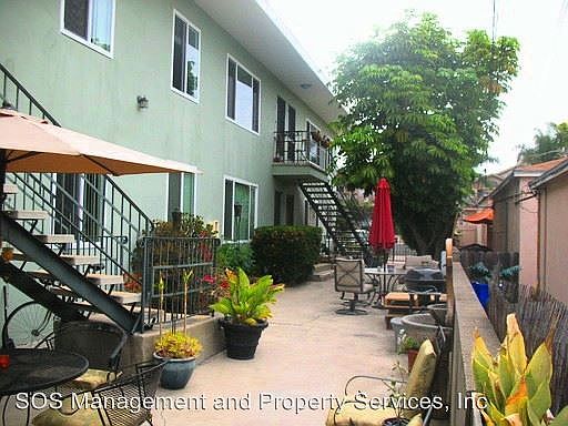 3rd image of 4152 Mississippi St APT 01