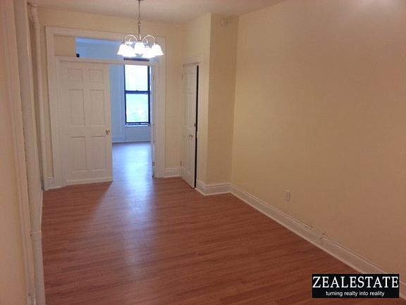 3rd image of 171 15th St #2FL