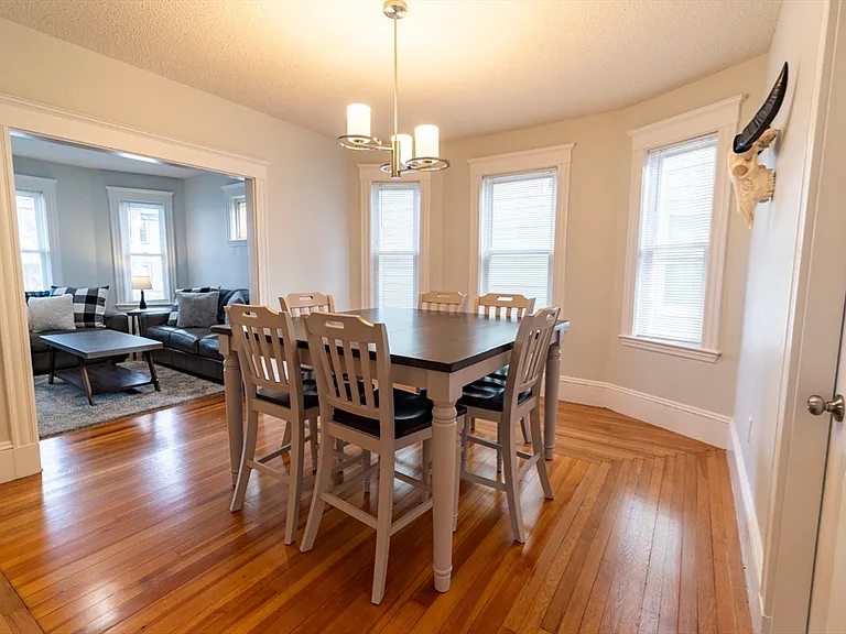 22 Dearborn St #2 — Photo 1