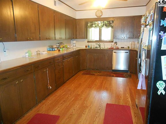 4th image of 7403 N Madison Ct