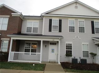 102 Sonie Dr, Sewickley, PA