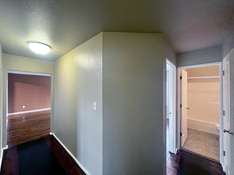 404 Pacific Ave S #A — Photo 11