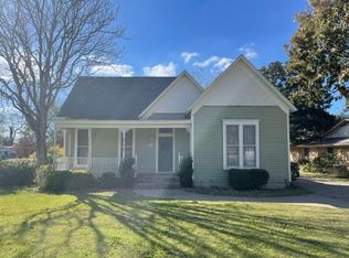 300 N Bordon St, Lorena, TX 76655