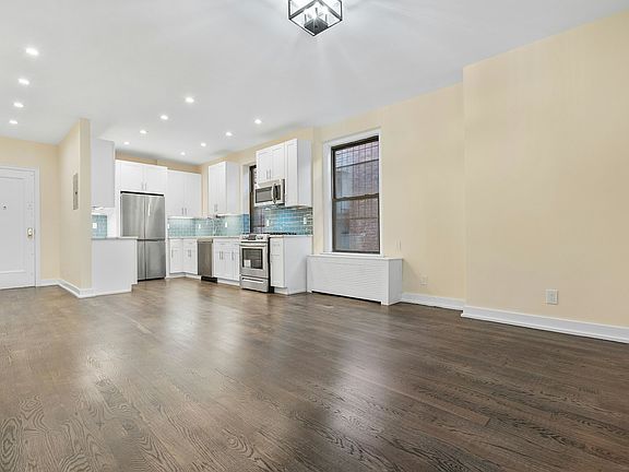 3rd image of 211 W 102nd St APT 5C