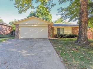 208 W Waco Pl, Broken Arrow, OK 74011