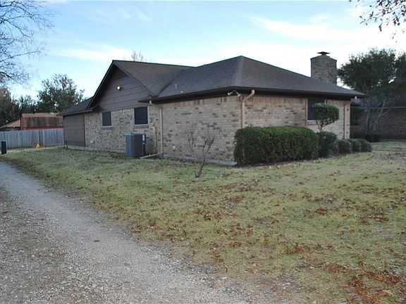 5th image of 1808 Westgate Dr