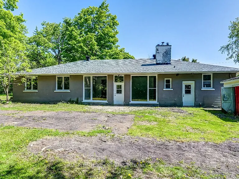 10 Cedar Rd — Photo 29