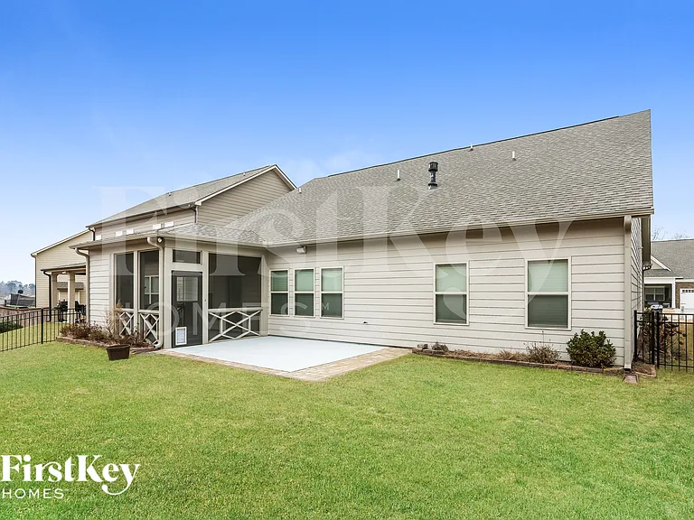 4541 Banshire Cir — Photo 15