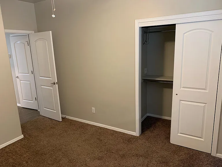 1359 Bison Spring Dr — Photo 25
