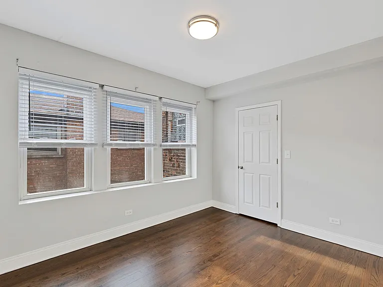8248 S Maryland Ave #2S — Photo 10