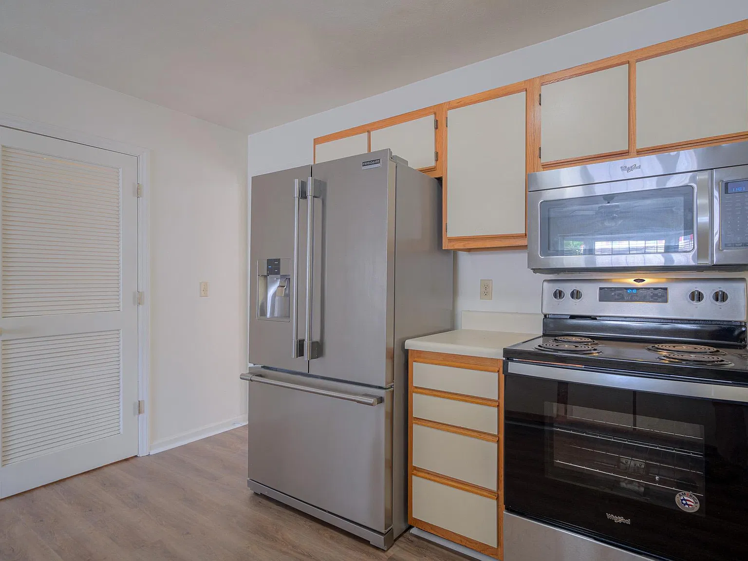 4 bed, 1550 sqft, $3,200 — Photo 3