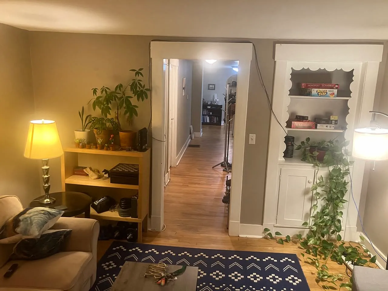 1 bed, 950 sqft, $1,050 — Photo 1