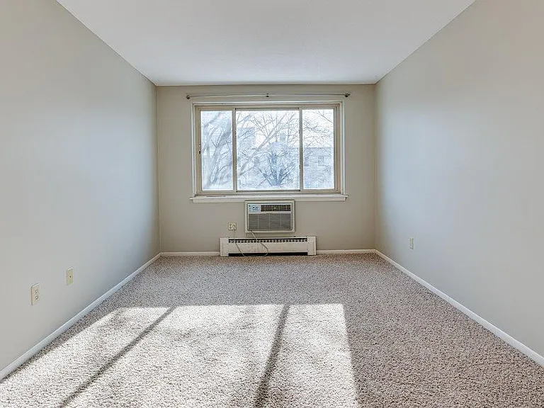 4400 Upton Ave S #202 — Photo 7
