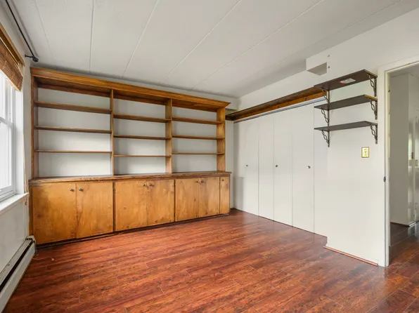 2560 Frederick Douglass Boulevard image 6 of 11