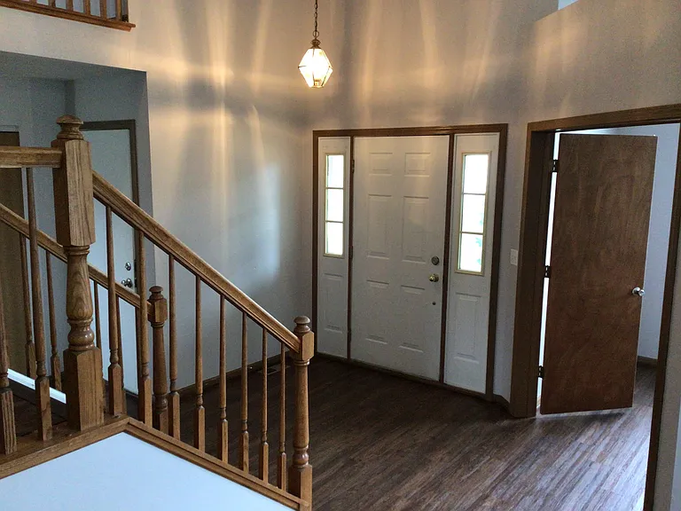 13843 S Petersburg Dr — Photo 8