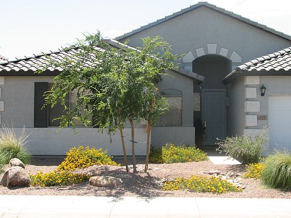 Single story home - with same on either side