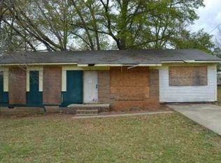 3 Westgate Park Dr, Newnan, GA 30263