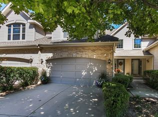 143 Benton Ln #1, Bloomingdale, IL 60108