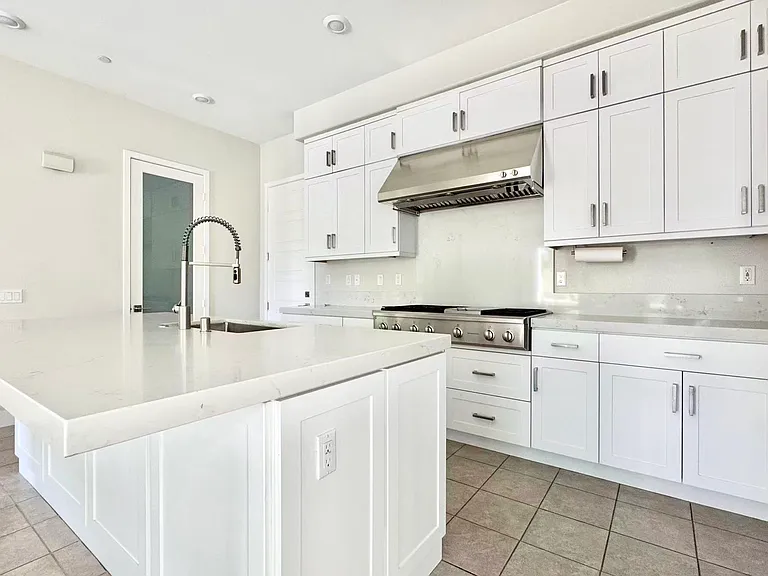 333 Sawbuck — Photo 21