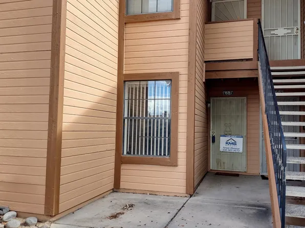 1681 W Midvale Village Dr, Tucson, AZ 85746