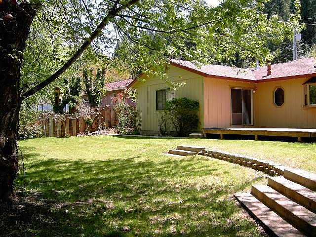 2nd image of 25 Crest View Dr