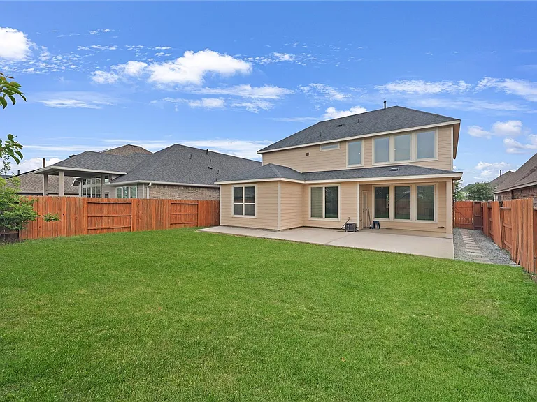 19430 Canter Field Ct — Photo 32