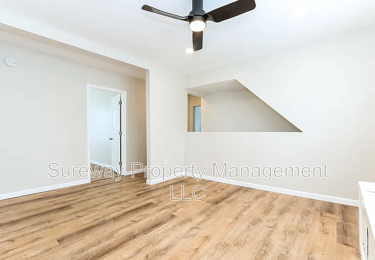 1 Chestnut Ave #B — Photo 9