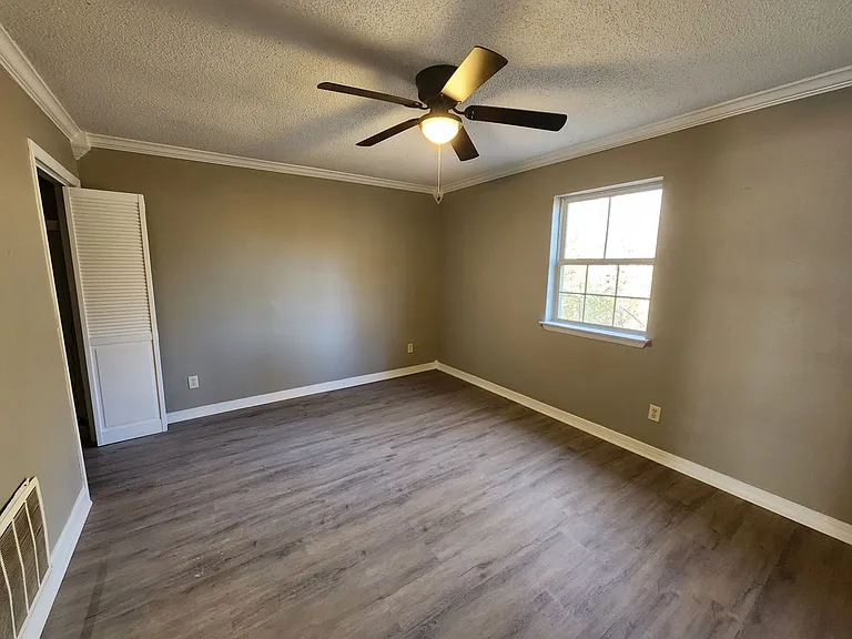 8206 Dogwood Trl — Photo 9