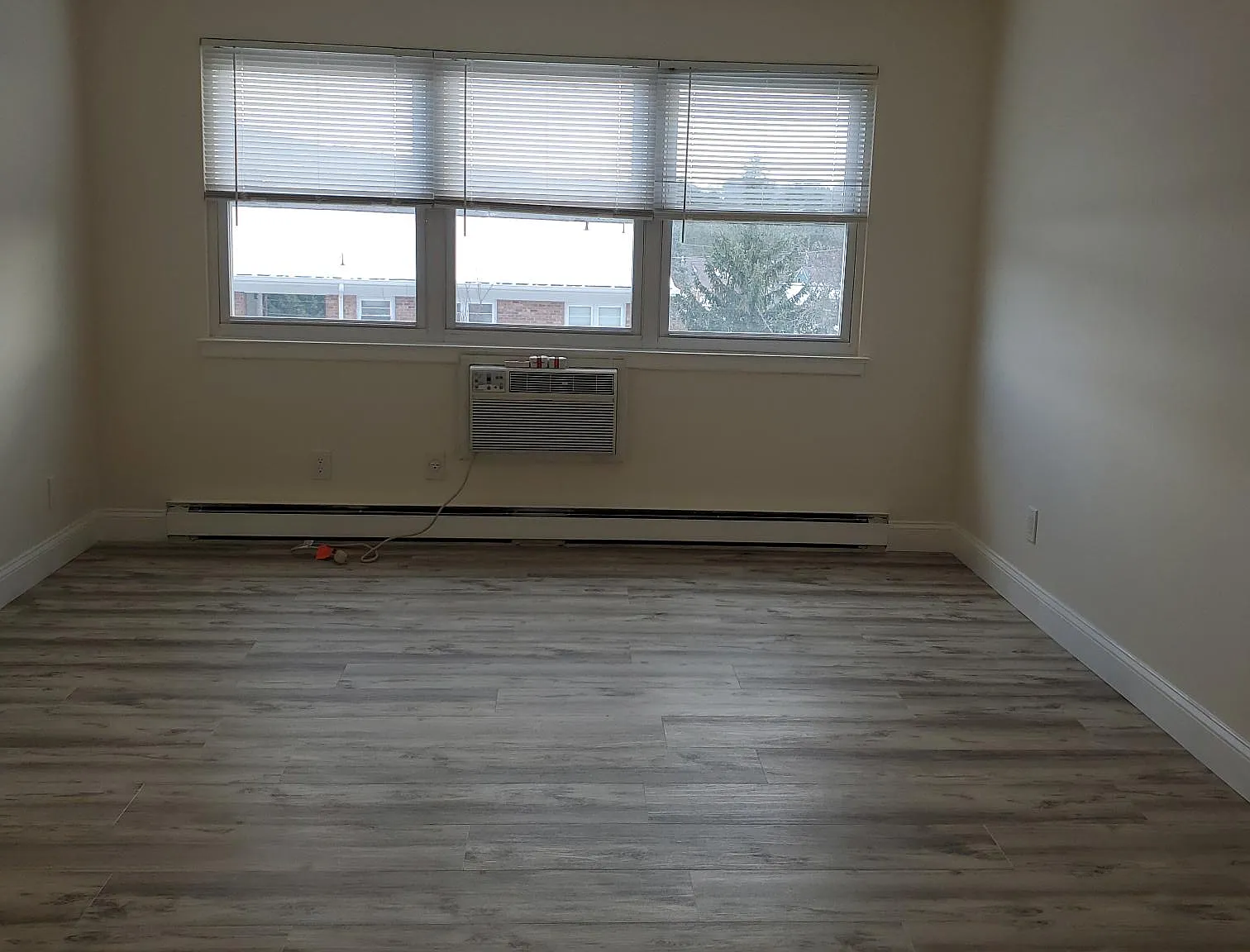 1 bed, 600 sqft, $2,050 — Photo 3