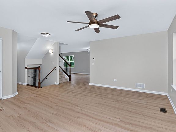 5th image of 1816 Oxford Way