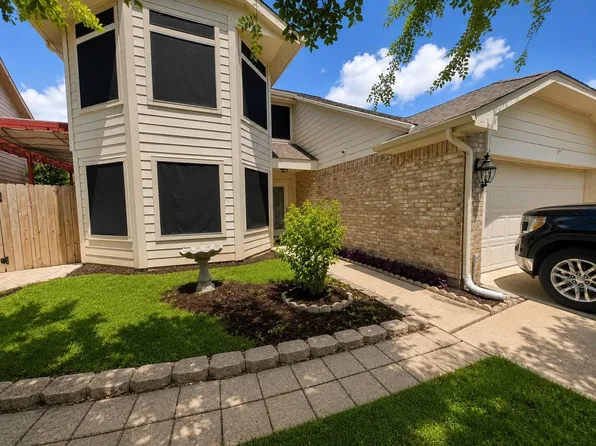 3115 Ashford Bend Dr, Houston, TX 77082
