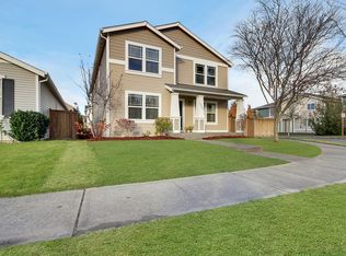 1320 Rowan Ct, Dupont, WA 98327