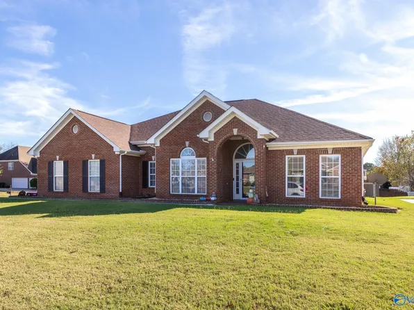 154 Sarah Jane Dr, Madison, AL 35757