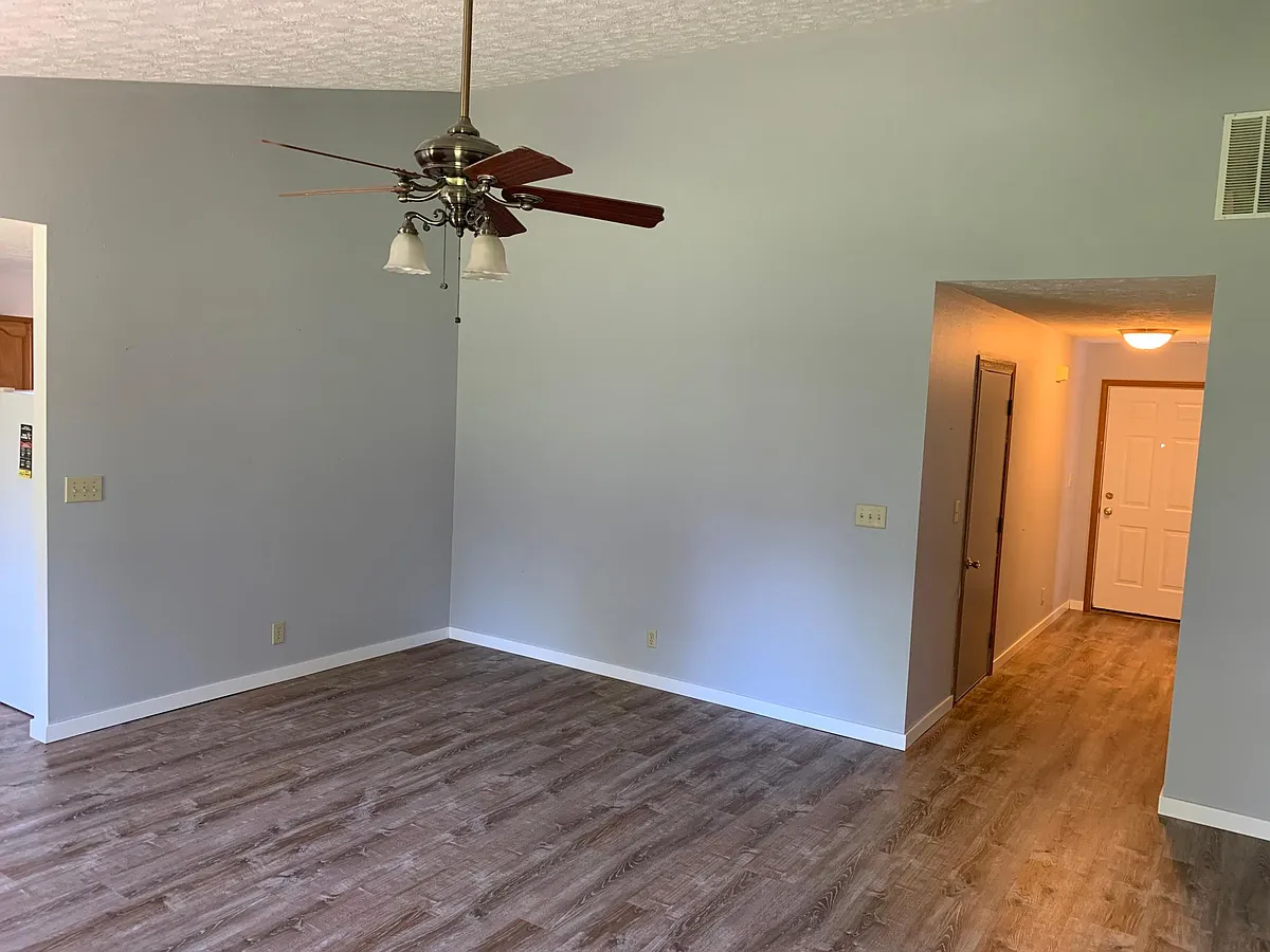 Building Photo - 3665 Goodall Ct
