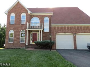 2450 Dakota Lakes Dr, Herndon, VA 20171