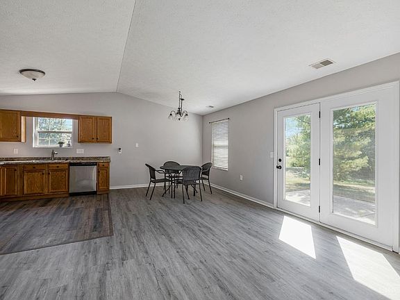 5th image of 5326 Meadow Walk Ln #6-N