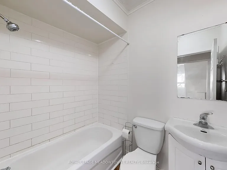 12 Wesleyan St #1 — Photo 8