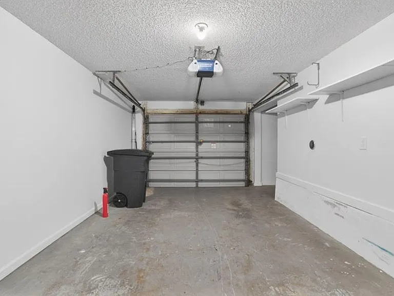 5230 Woodruff Ln — Photo 25