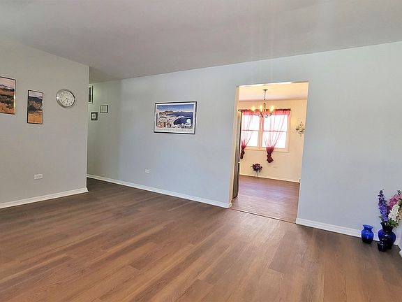 5th image of 39233 N Garnett Ave