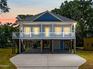 99 NE 19th St, Oak Island, NC 28465