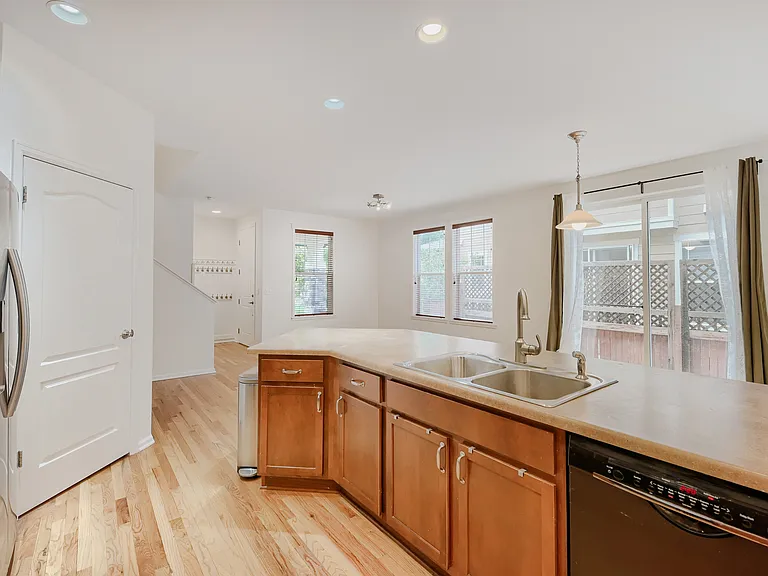 10875 E 28th Pl — Photo 10