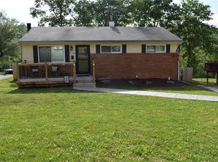 528 Brushglen Dr, Pittsburgh, PA 15236