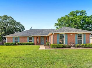 1350 Mazurek Blvd, Pensacola, FL 32514