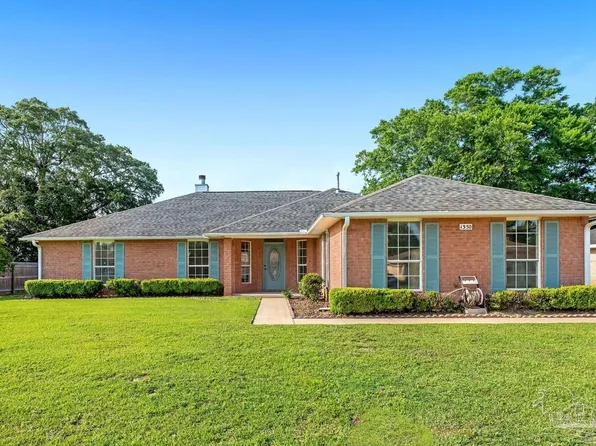 1350 Mazurek Blvd, Pensacola, FL 32514