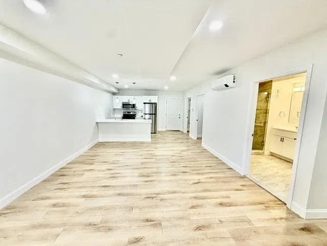 455 Massachusetts Ave #209