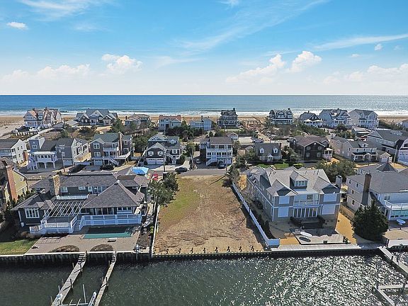4th image of 1092 Barnegat Ln