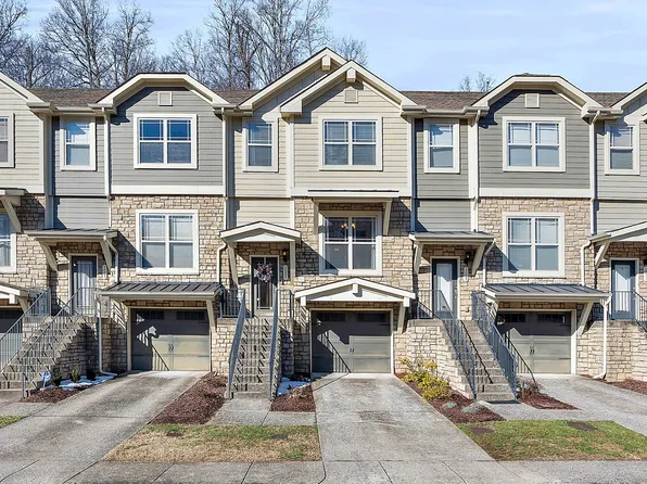 1007 Woodbury Falls Dr, Nashville, TN 37221