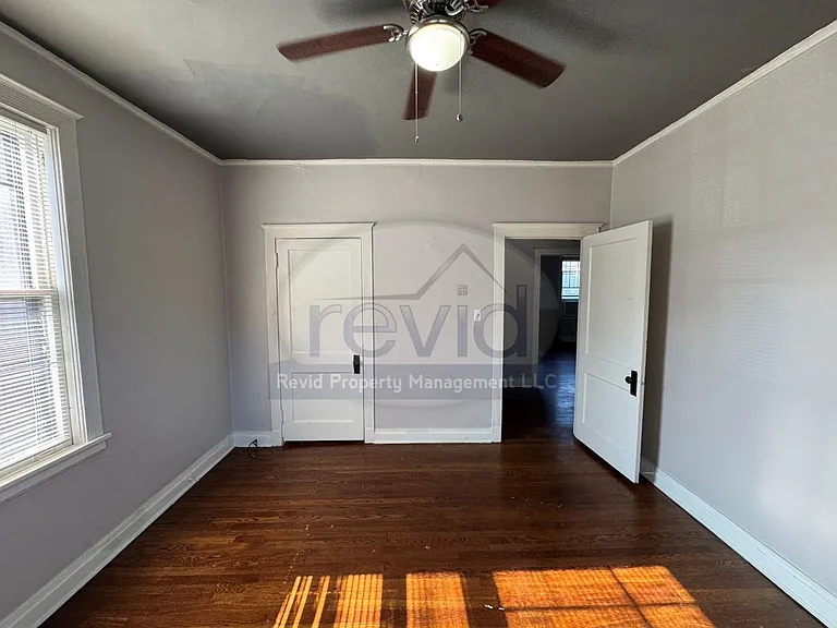 The Broadmoor Apartments — Photo 30